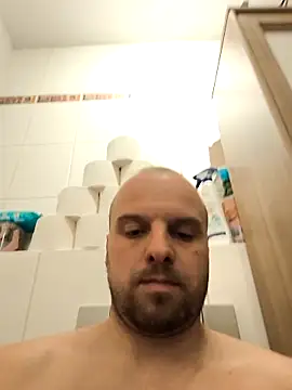 Phoenix2310 online show from March 4, 6:20 am