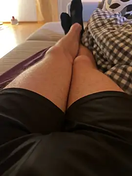 nightbound99 online show from April 25, 10:40 pm