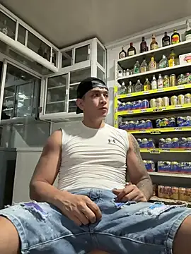 OliverWest04 online show from April 14, 12:00 am