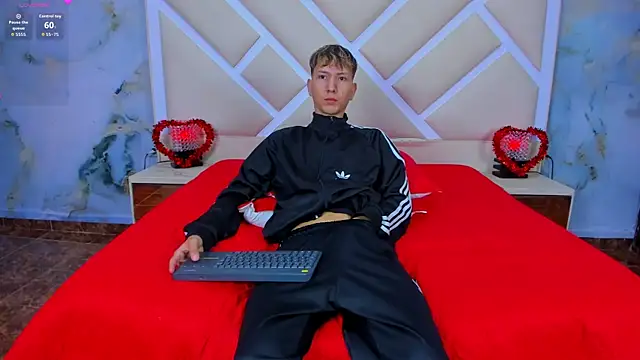 sammysex- online show from December 4, 6:20 am