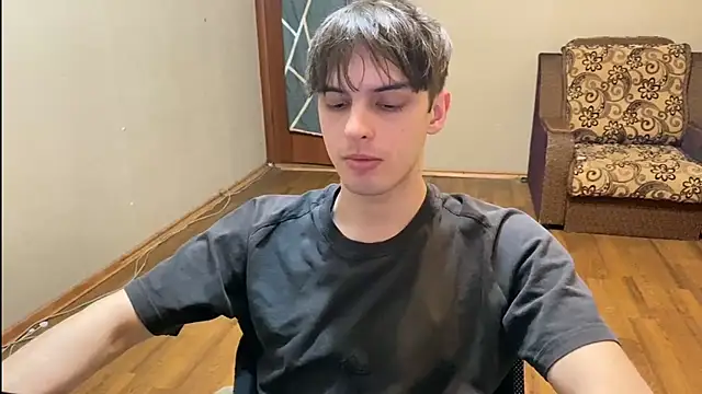 joshnovaq online show from April 22, 5:40 pm