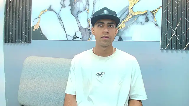 MARCO SPENCER online show from December 4, 7:54 pm