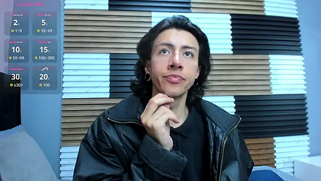 LiamShelby online show from December 20, 2:51 am