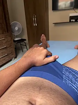 Reenanx online show from December 1, 8:23 pm