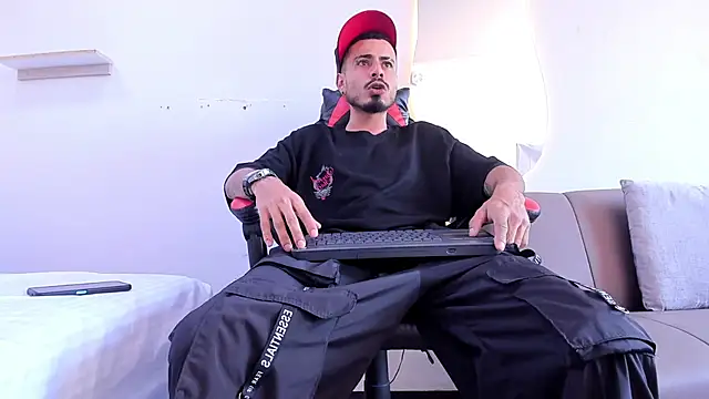 MatthewCullen online show from March 16, 8:02 pm