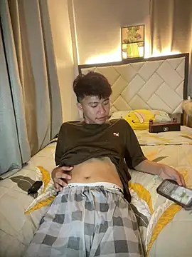 asiantwink0000 online show from January 14, 9:36 am