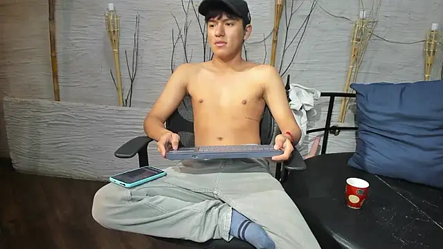 isaac grimm online show from February 3, 6:22 am