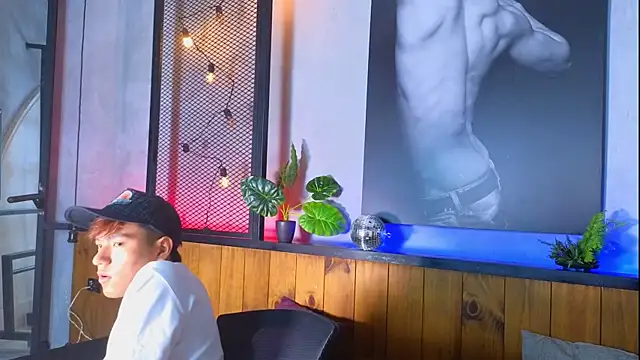 isaac grimm online show from March 17, 2:59 am