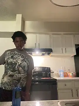 JaHavin- online show from May 8, 6:52 pm