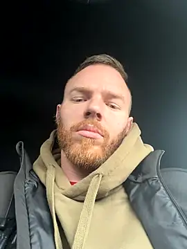 lukejackson69 online show from December 3, 3:40 pm