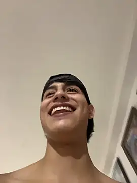 Lander Cruz online show from December 17, 8:48 pm