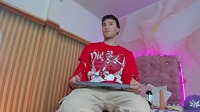 jack  baby  online show from December 17, 3:03 am