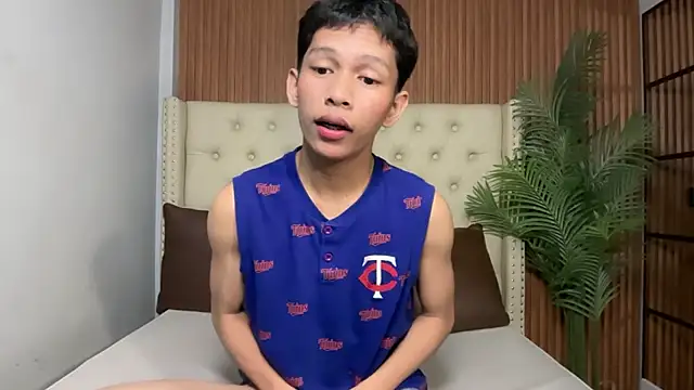 TheBoyAboveYou online show from July 26, 4:48 pm