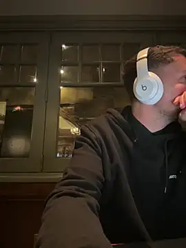 dirtyanal23 online show from March 10, 1:55 am