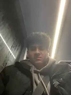 hungspanishtwink online show from February 13, 1:12 am