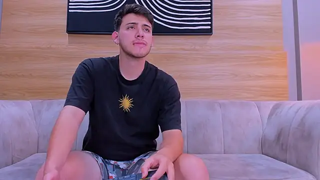 big  friends online show from January 10, 7:17 pm