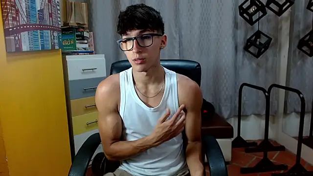 jeremy job online show from April 20, 12:51 pm