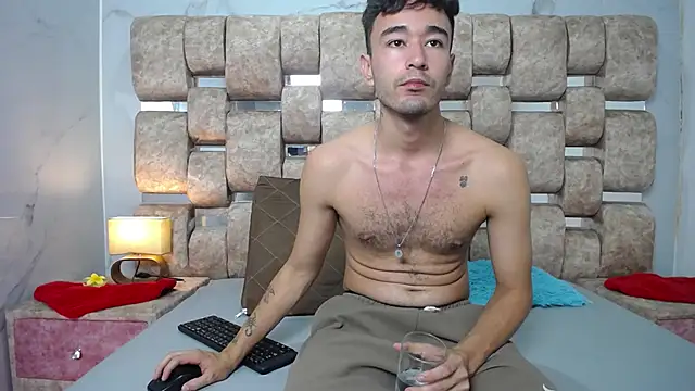 KathyAiden online show from March 11, 7:54 pm