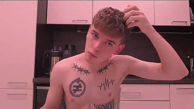 Fredd Xanders online show from February 5, 10:39 pm