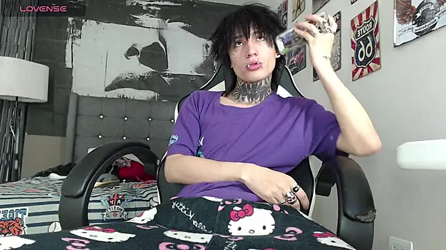 koryu skull online show from December 15, 11:57 pm