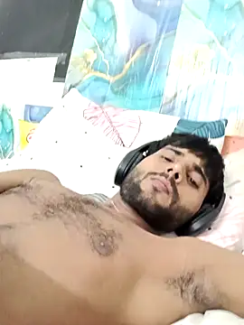 Candyboy  online show from April 23, 8:33 pm