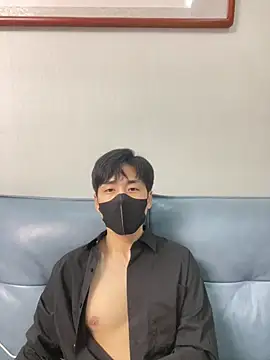 kimze7 online show from April 20, 1:24 pm