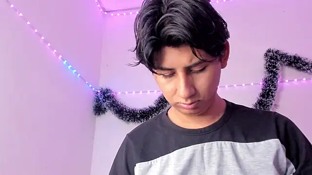 king Eric30 online show from January 18, 9:39 pm