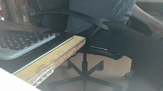 oldmann08 online show from January 12, 1:04 pm