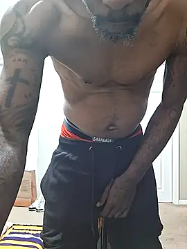 Rizzle9800 online show from April 2, 6:21 am