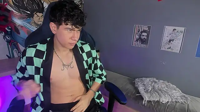 Criss Adams online show from February 5, 3:57 am