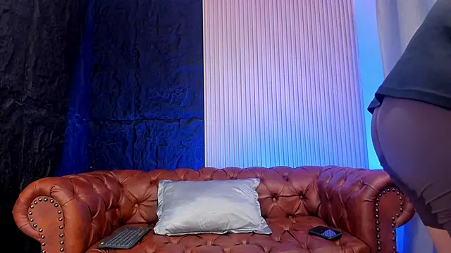 KyleNorth  online show from February 1, 12:20 am