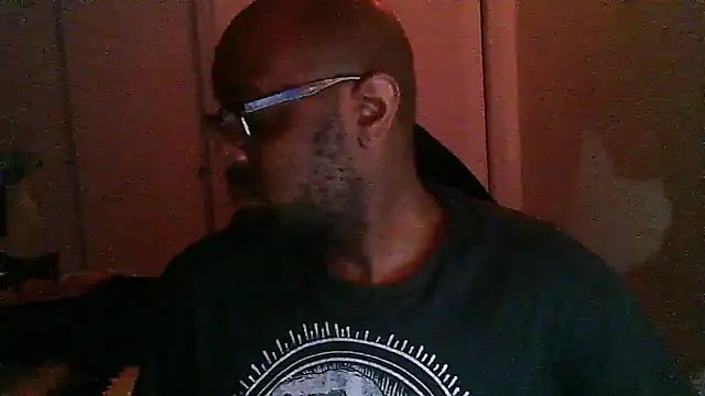 MrUnintentional online show from February 27, 8:48 am