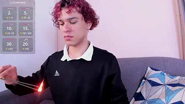 TAYSON SCOTT online show from March 5, 1:07 pm