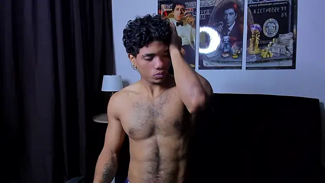 Dustyn Michelle1 online show from March 2, 7:15 am