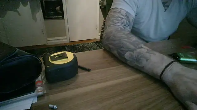 jakerob8668 online show from April 11, 3:35 am