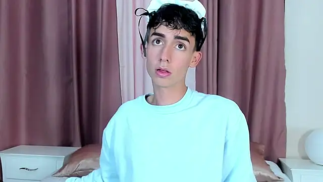 starboyy 77 online show from December 22, 1:19 pm