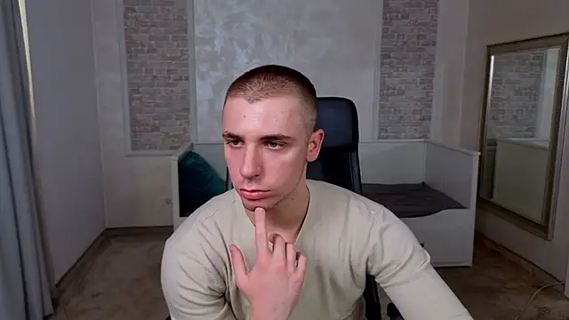 KellenWest online show from April 18, 10:05 am