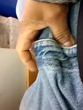 joaquinvaladez online show from April 19, 6:32 pm