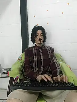 sk8-boy online show from April 19, 6:54 pm