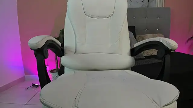 alex xhunter online show from March 15, 7:42 pm