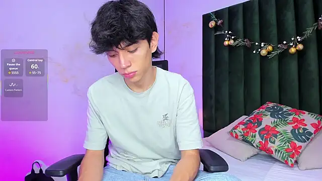 Aron valverde online show from January 17, 2:25 am