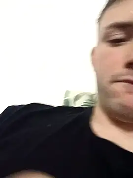 luke25bwc online show from March 31, 4:58 am