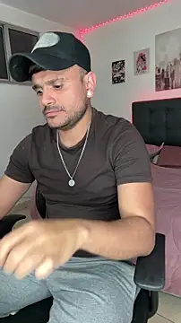 brunno boos online show from April 5, 1:35 am