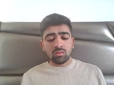 rajj3599 online show from January 13, 3:44 am