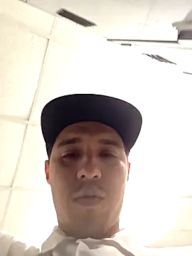 HoofedCylinder online show from April 13, 7:58 pm