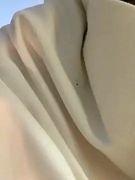 honeypani online show from February 2, 9:12 pm