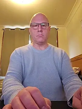 Nudist Aussie Daddy online show from July 1, 1:39 am