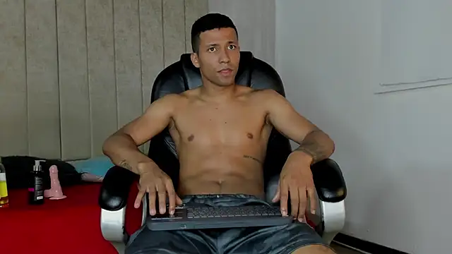 Liam Mush online show from February 20, 8:32 pm