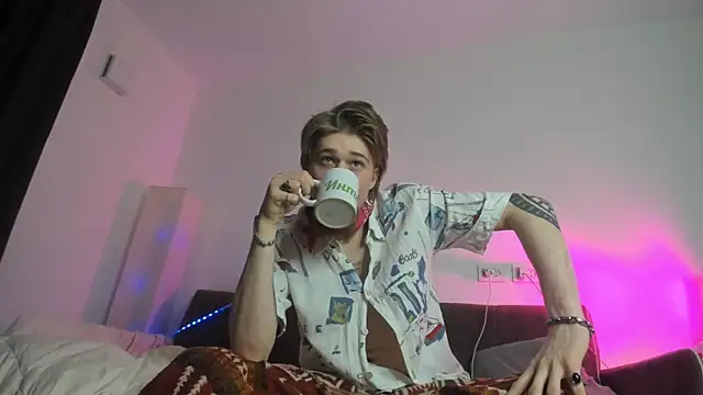 Lev Miller online show from February 11, 3:44 am