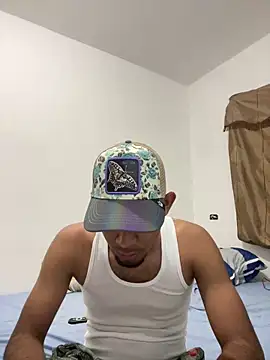 youngalexofficial online show from January 7, 1:10 am